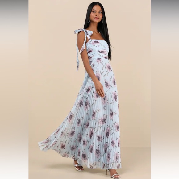 Lulus Dresses & Skirts - NWT Lulus Gorgeous Purpose Blue Floral Pleated Bow Maxi Dress S Cottage Wedding